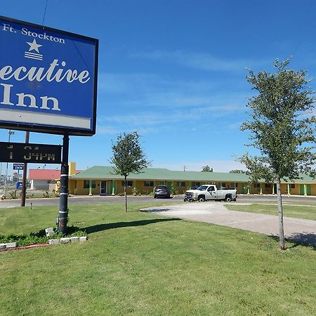 Executive Inn Fort Stockton Exterior photo