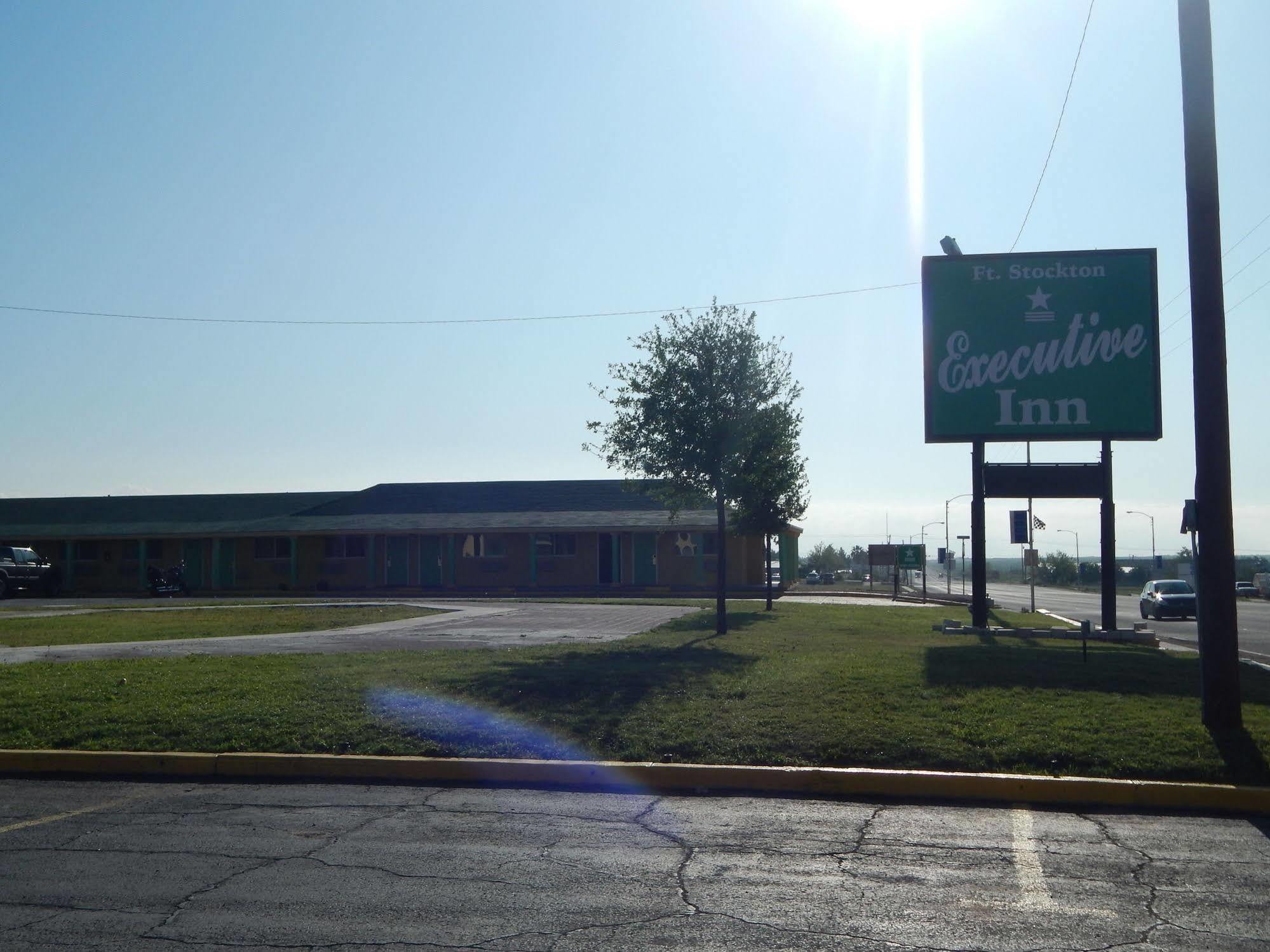 Executive Inn Fort Stockton Exterior photo